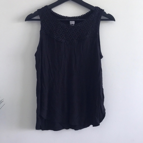 H&M Lace Tank Top - Picture 1 of 3
